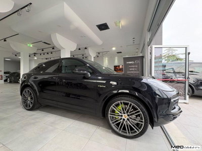 Porsche Cayenne 3.0 V6 (2)