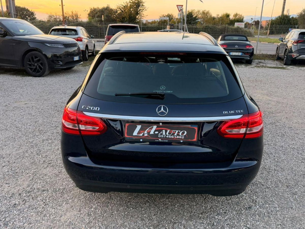 Mercedes-Benz Classe C Station Wagon 200 d Premium (6)