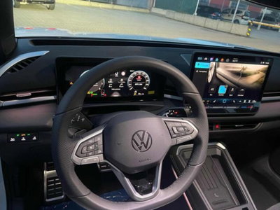 Volkswagen T-Roc 1.5 etsi R-Line 150cv dsg (15)