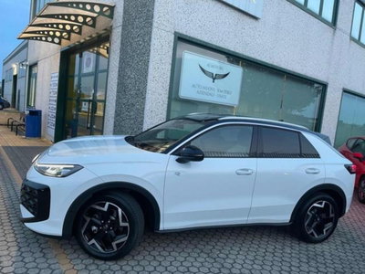 Volkswagen T-Roc 1.5 etsi R-Line 150cv dsg (5)