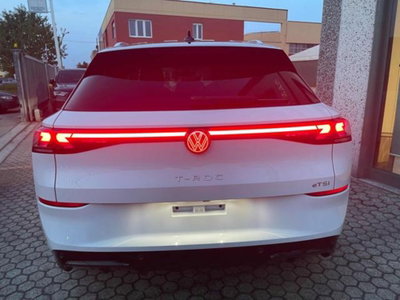 Volkswagen T-Roc 1.5 etsi R-Line 150cv dsg (9)