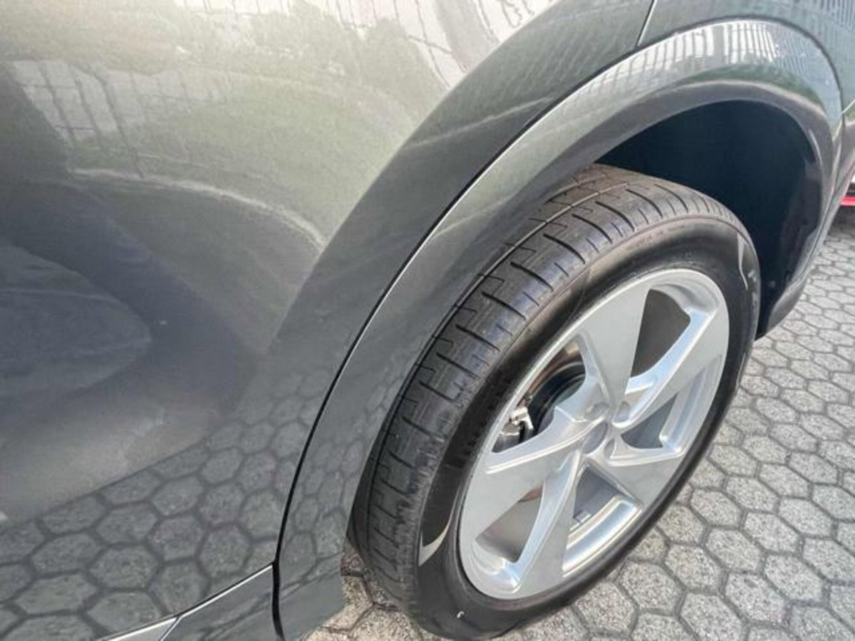 Audi Q5 Sportback 2.0 tdi mhev+ S line quattro 204cv s-tronic (9)
