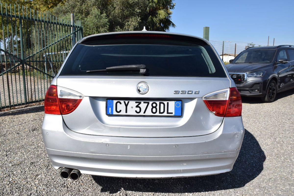 BMW Serie 3 Touring 330d cat  Futura (5)