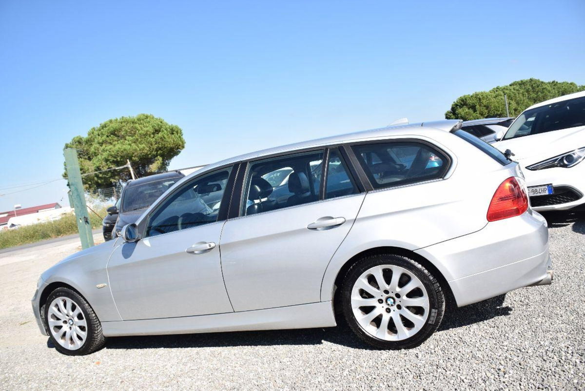 BMW Serie 3 Touring 330d cat  Futura (7)