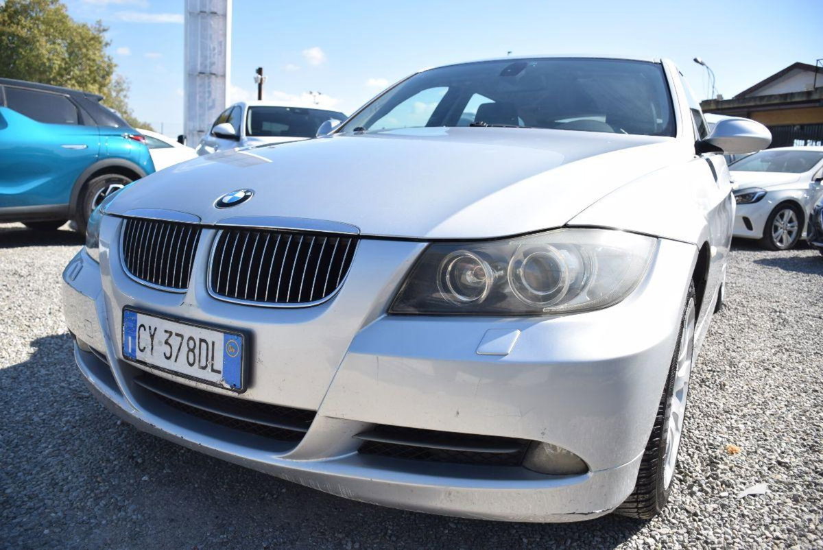 BMW Serie 3 Touring 330d cat  Futura (9)