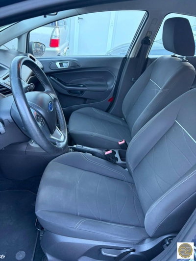 Ford Fiesta 1.5 TDCi 75CV 5 porte Titanium (4)
