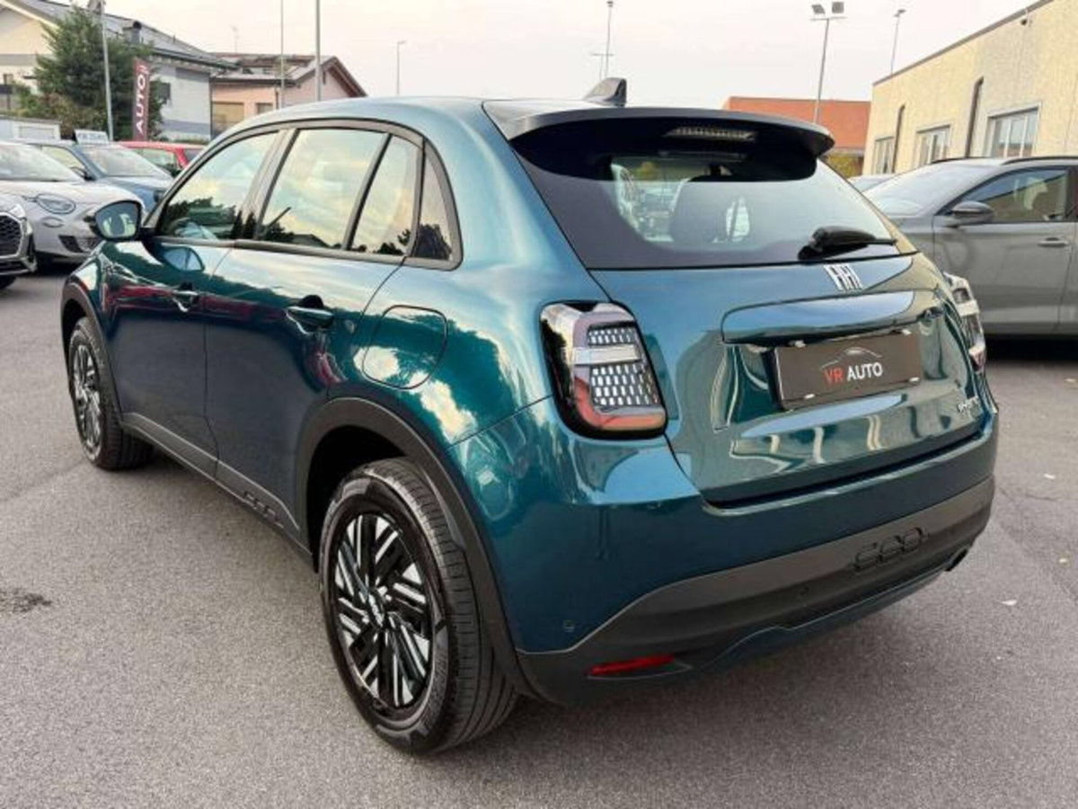Fiat 600 1.2 Business 100cv (3)