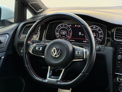 Volkswagen Golf 2.0 TSI GTI DSG (17)