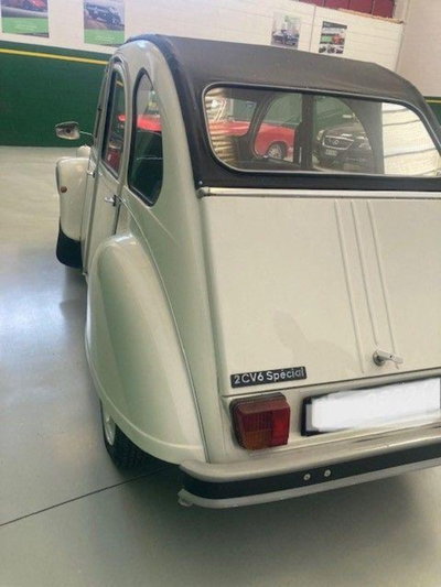 Citroen 2CV 6 Special (5)
