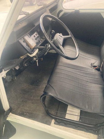 Citroen 2CV 6 Special (6)