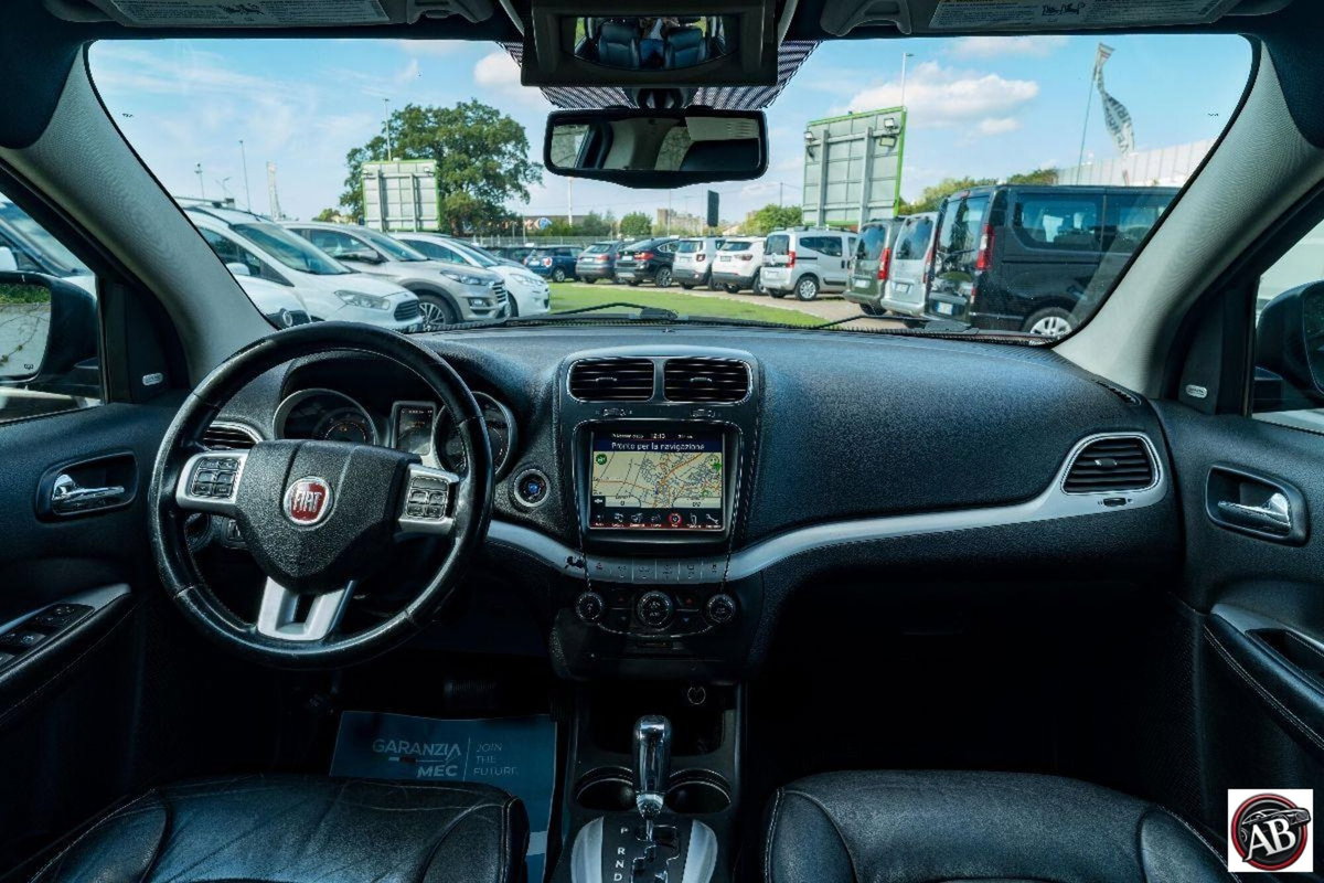 Fiat Freemont 2.0 Mjt 170 CV 4x4 Automatica Lounge (10)