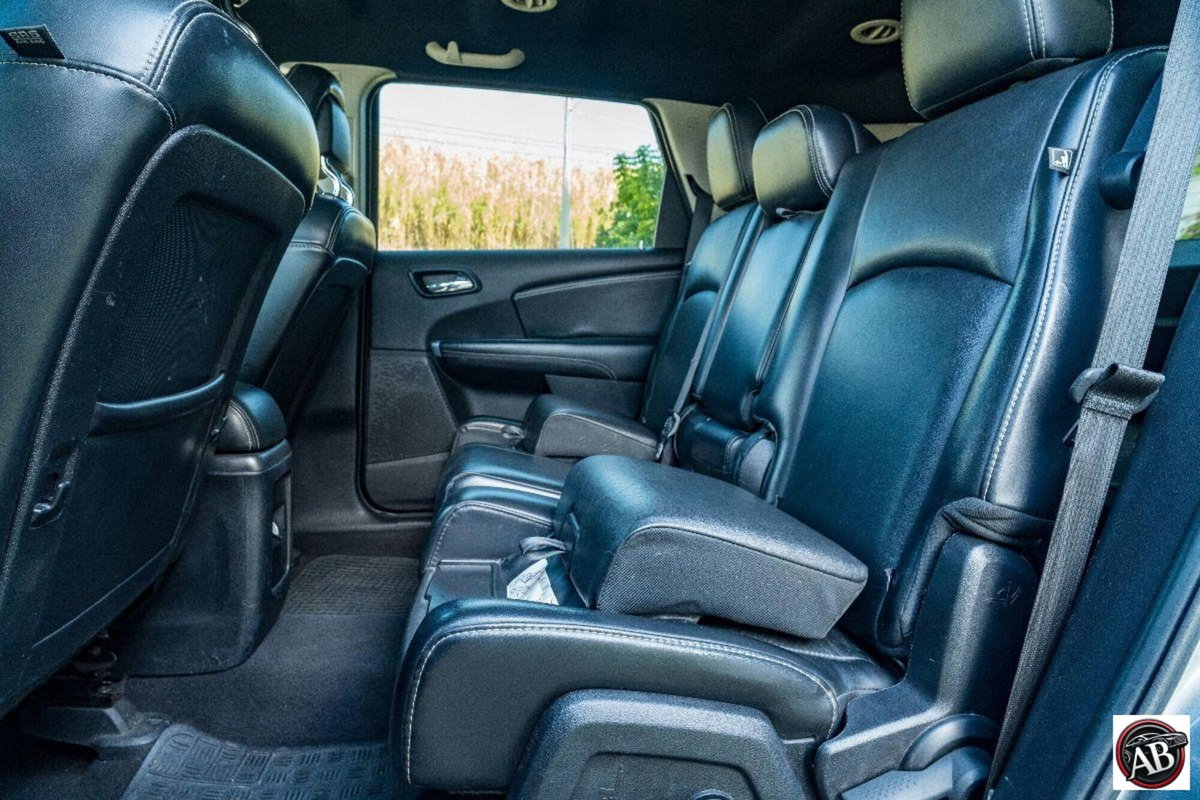 Fiat Freemont 2.0 Mjt 170 CV 4x4 Automatica Lounge (16)