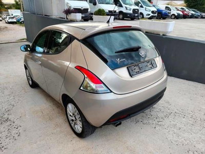 Lancia Ypsilon 1.2 69 CV 5 porte GPL Ecochic Platinum (2)