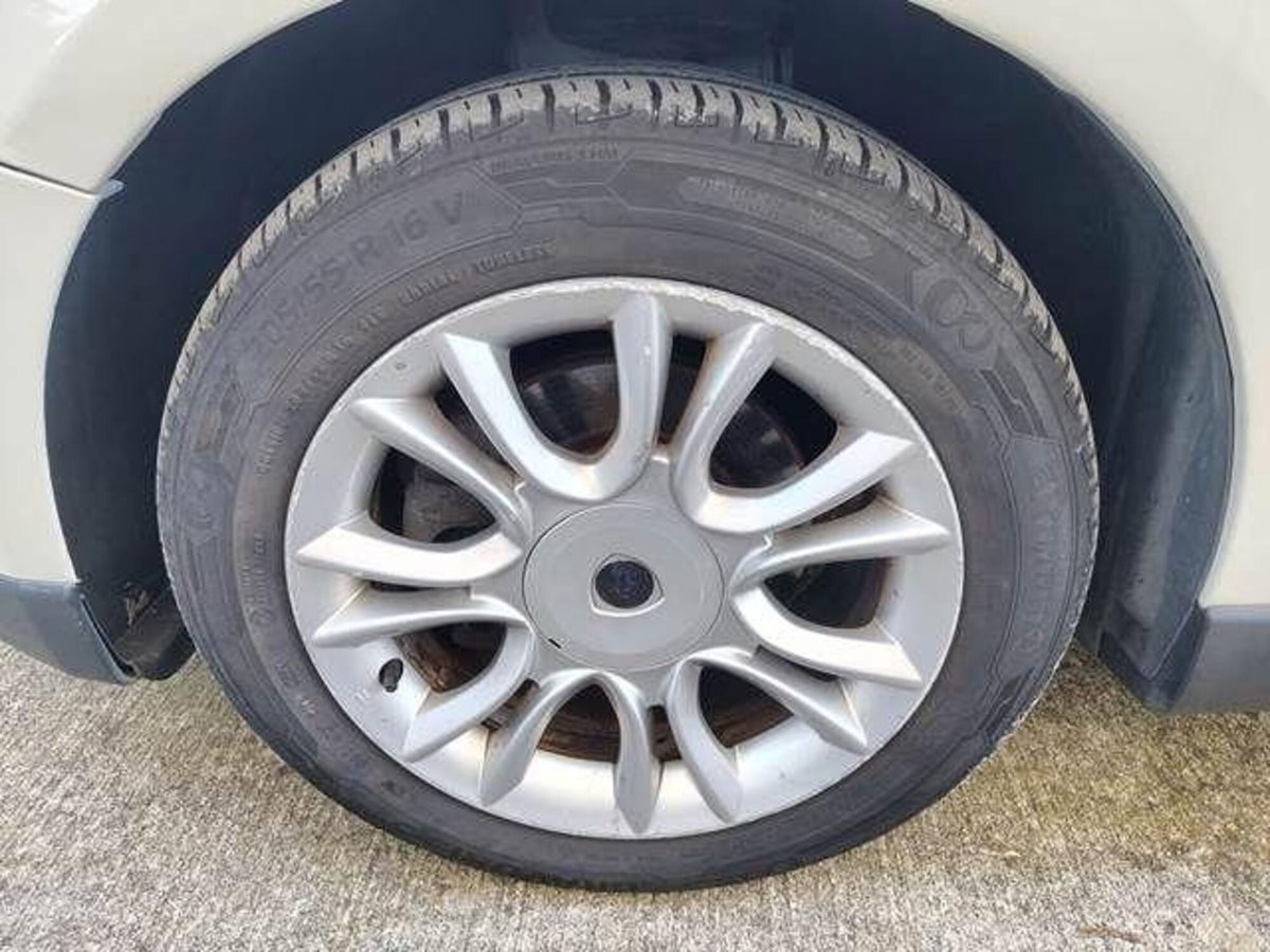 Lancia Delta 1.6 MJT DPF Selectronic Platinum (16)