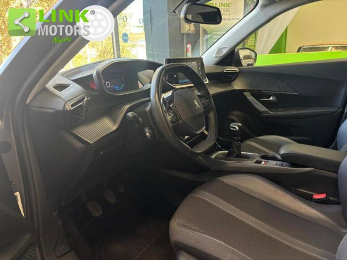 Peugeot 2008 1.2 puretech Allure s&s 130cv eat8 (10)