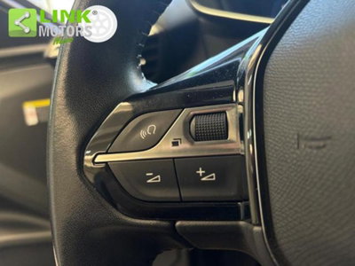 Peugeot 2008 1.2 puretech Allure s&s 130cv eat8 (14)