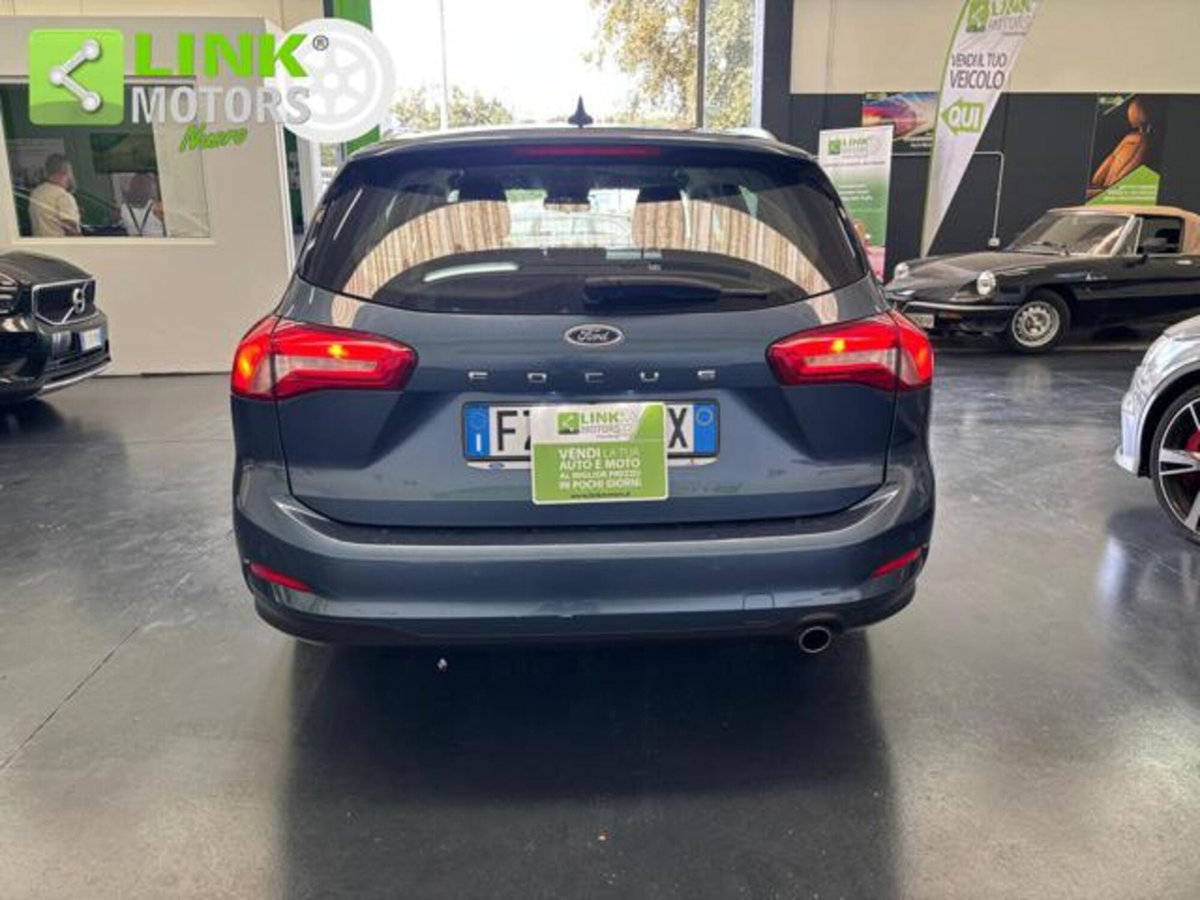Ford Focus 1.0 EcoBoost 125 CV 5p Business (10)