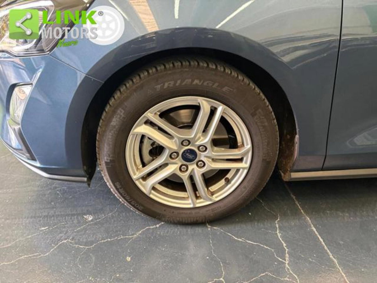 Ford Focus 1.0 EcoBoost 125 CV 5p Business (9)