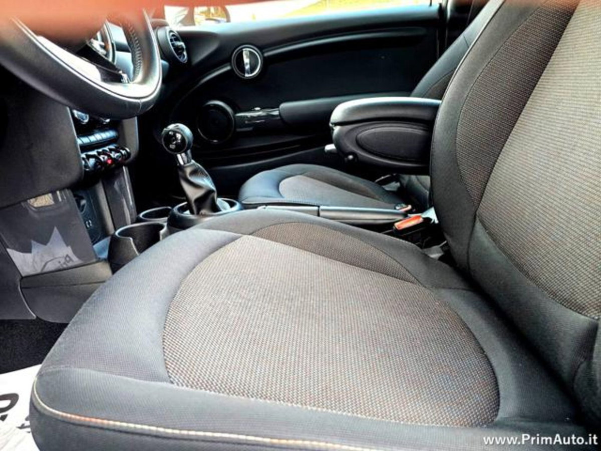 MINI Mini 1.5 Cooper D (12)
