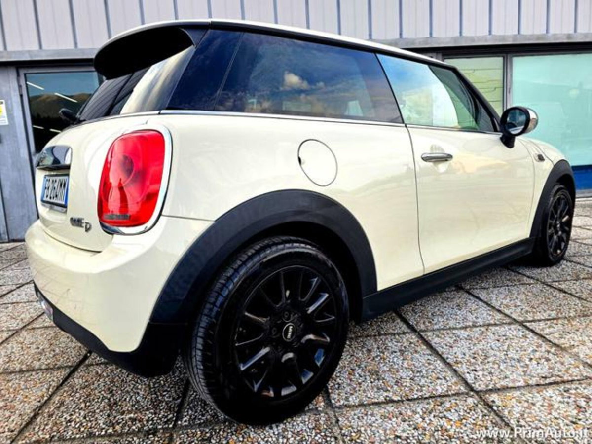 MINI Mini 1.5 Cooper D (9)