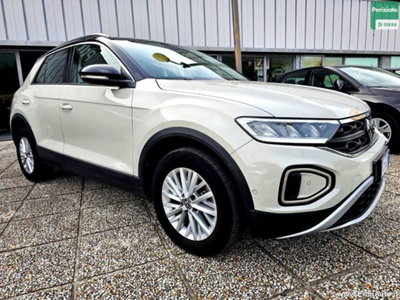 Volkswagen T-Roc 1.0 TSI Life (2)