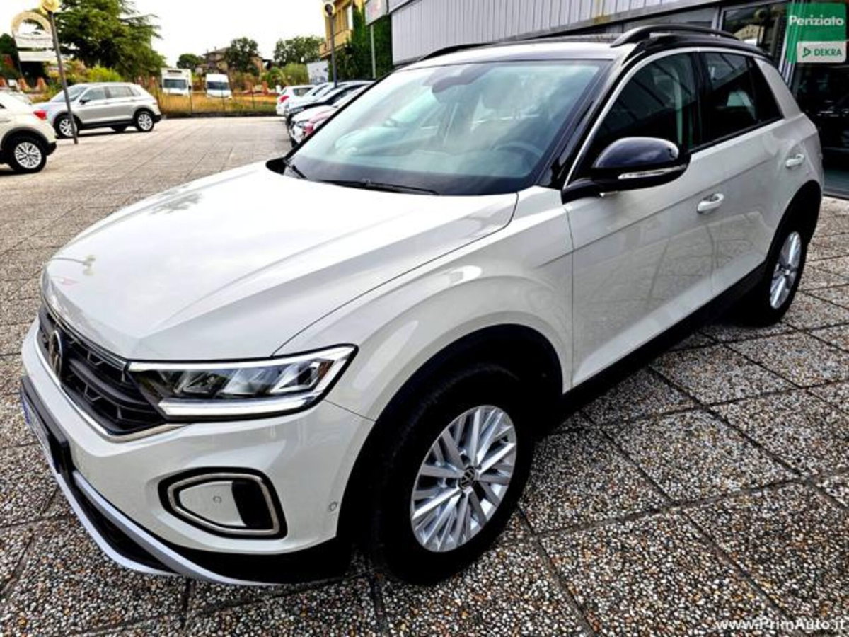 Volkswagen T-Roc 1.0 TSI Life (3)