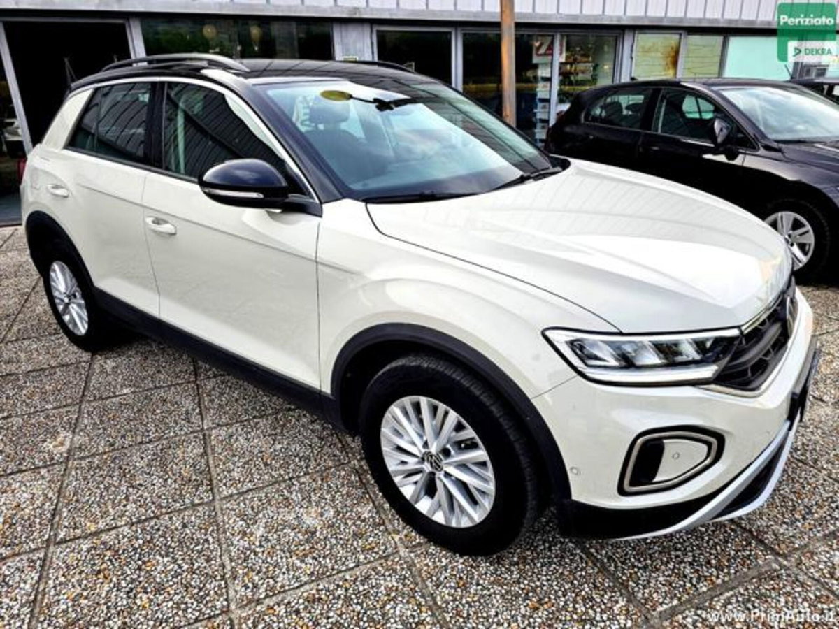 Volkswagen T-Roc 1.0 TSI Life (4)