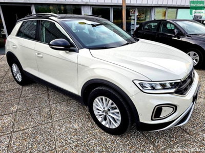 Volkswagen T-Roc 1.0 TSI Life (4)