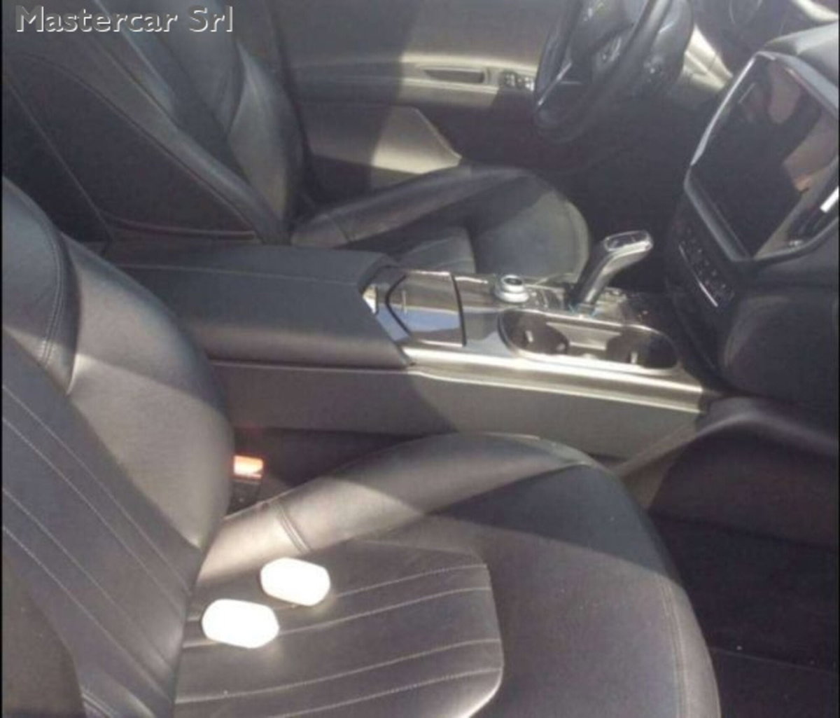 Maserati Ghibli Ghibli MHEV 330 CV GT (4)