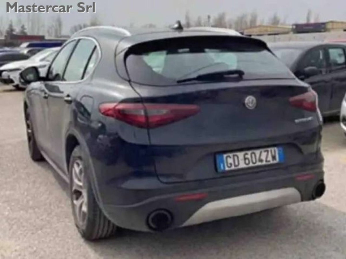 Alfa Romeo Stelvio 2.2 t Veloce rwd 160cv auto (3)