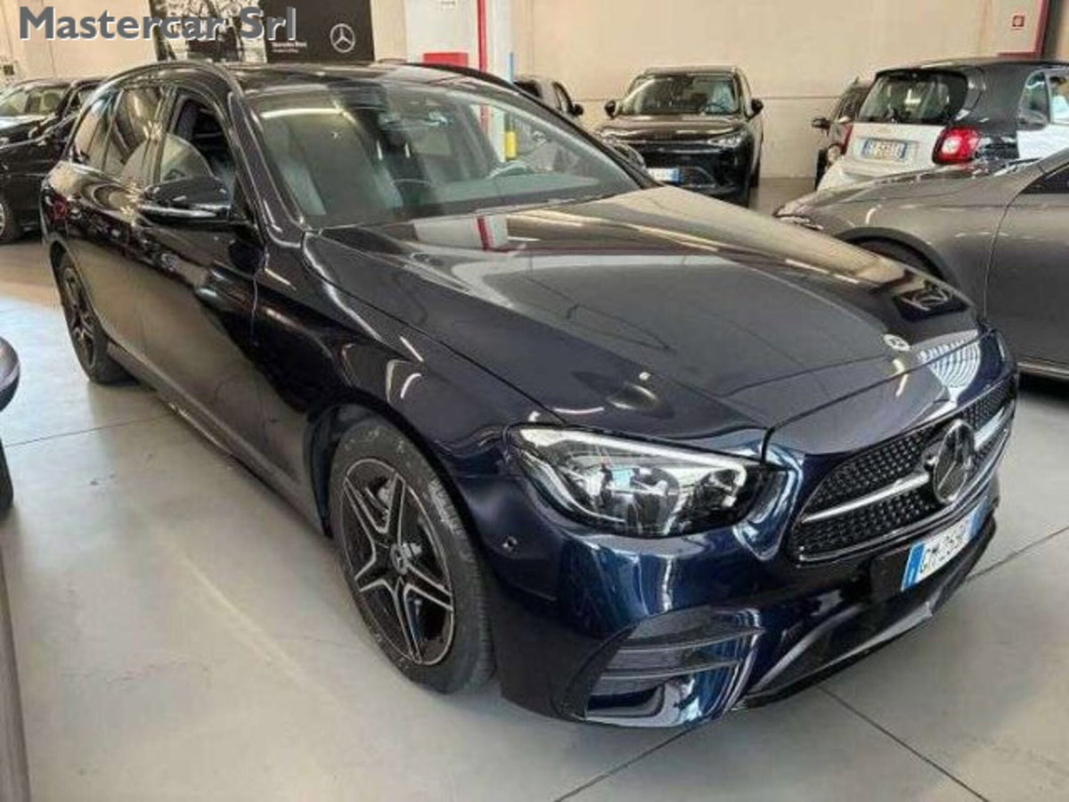 Mercedes-Benz Classe C Station Wagon 220 d mhev AMG Line Premium Plus 4matic 200cv auto (2)