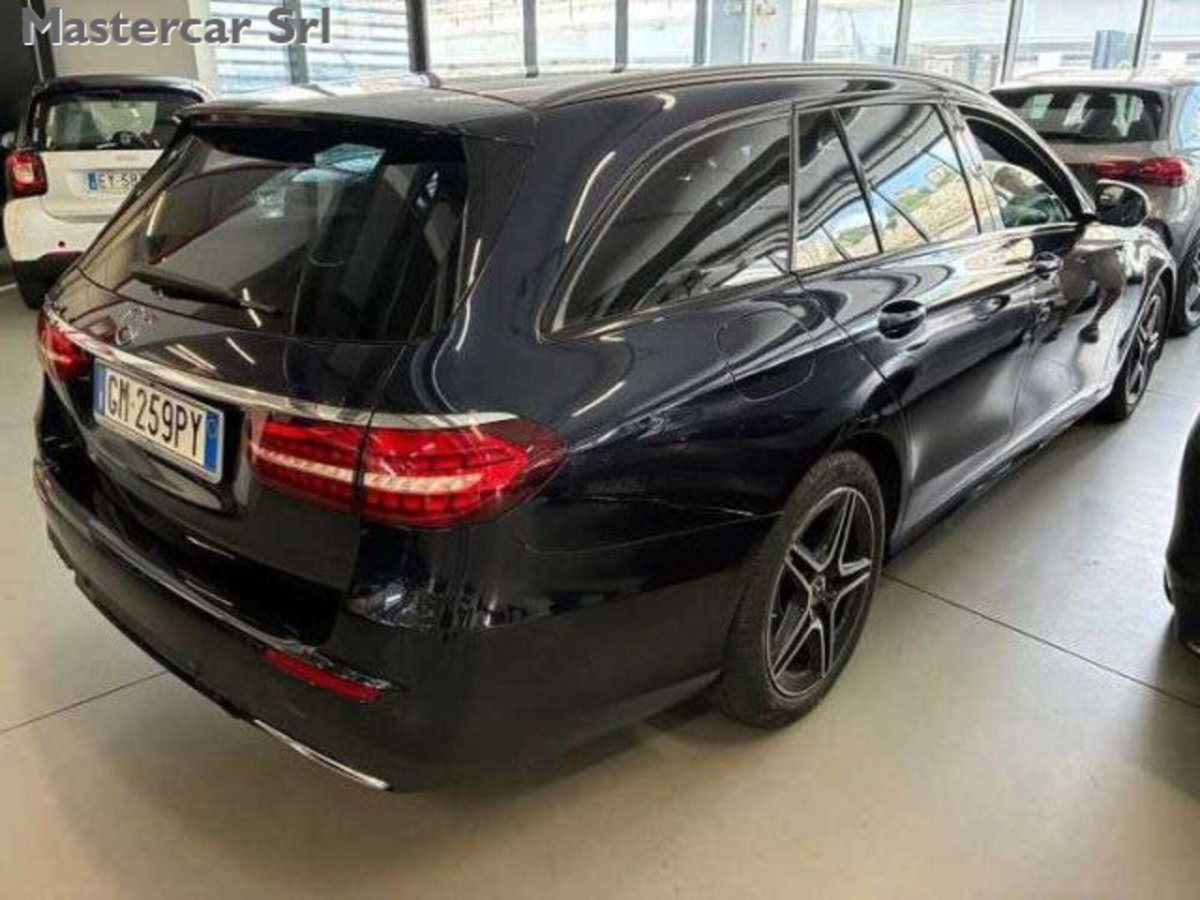 Mercedes-Benz Classe C Station Wagon 220 d mhev AMG Line Premium Plus 4matic 200cv auto (5)