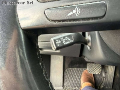 Volkswagen Passat Variant 2.0 TDI 170CV DPF Highline (12)