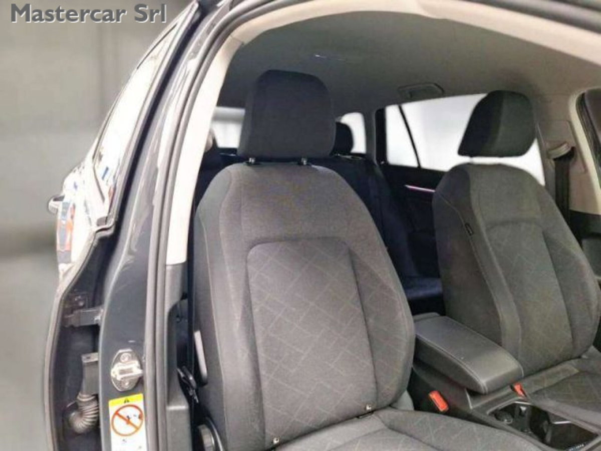 Volkswagen Golf Variant 2.0 tdi Life 115cv (7)