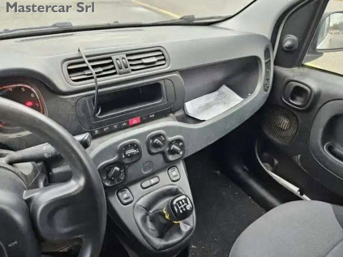 Fiat Panda 1.2 Pop Van 2 posti (12)