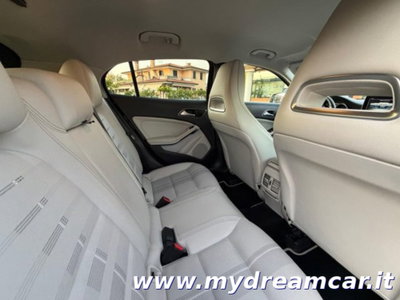 Mercedes-Benz GLA SUV 200 d Automatic Sport (17)