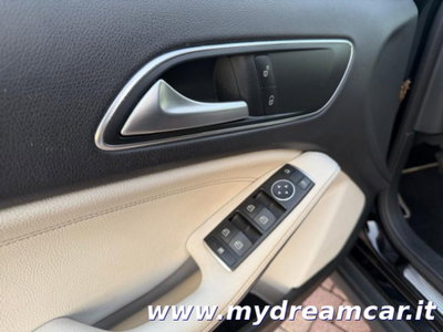 Mercedes-Benz GLA SUV 200 d Automatic Sport (9)
