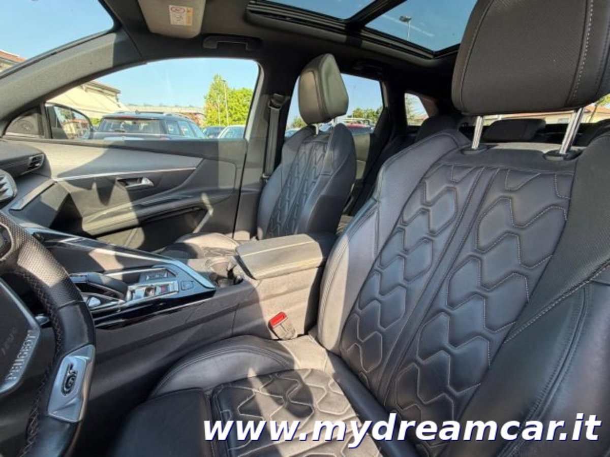 Peugeot 3008 Hybrid4 300 e-EAT8 GT (9)