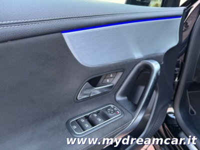 Mercedes-Benz Classe A Sedan 180 d Automatic 4p. Premium (10)