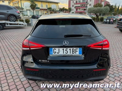 Mercedes-Benz Classe A Sedan 180 d Automatic 4p. Premium (15)