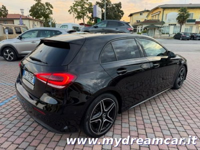 Mercedes-Benz Classe A Sedan 180 d Automatic 4p. Premium (5)