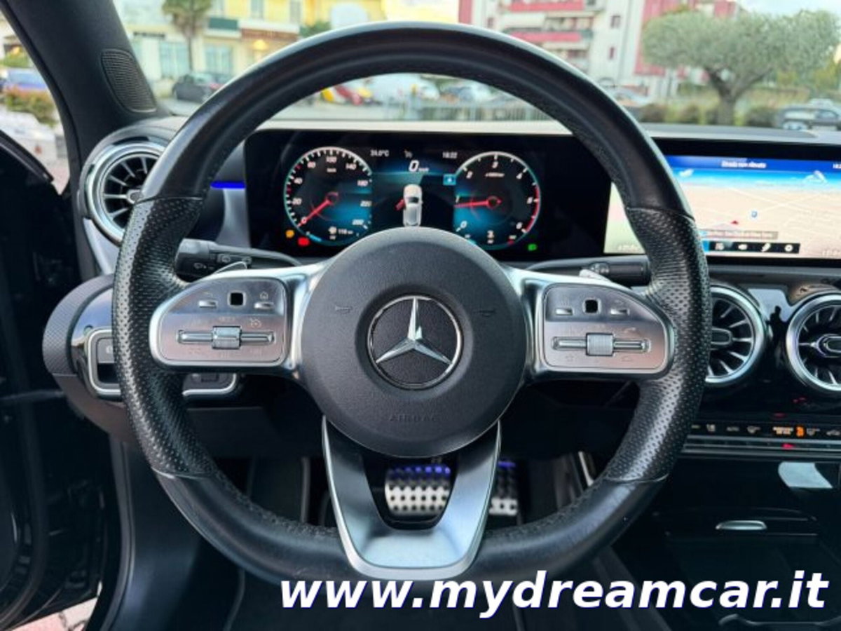 Mercedes-Benz Classe A Sedan 180 d Automatic 4p. Premium (7)