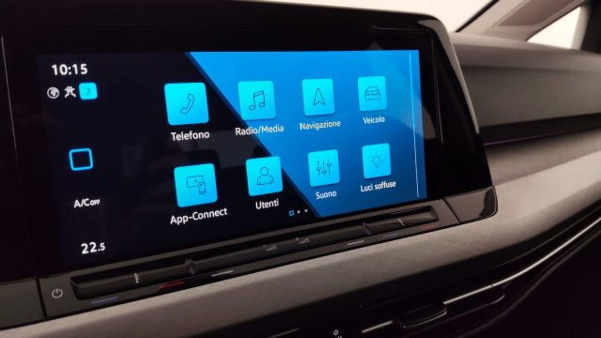Volkswagen Golf Variant 1.0 eTSI EVO DSG Life (11)