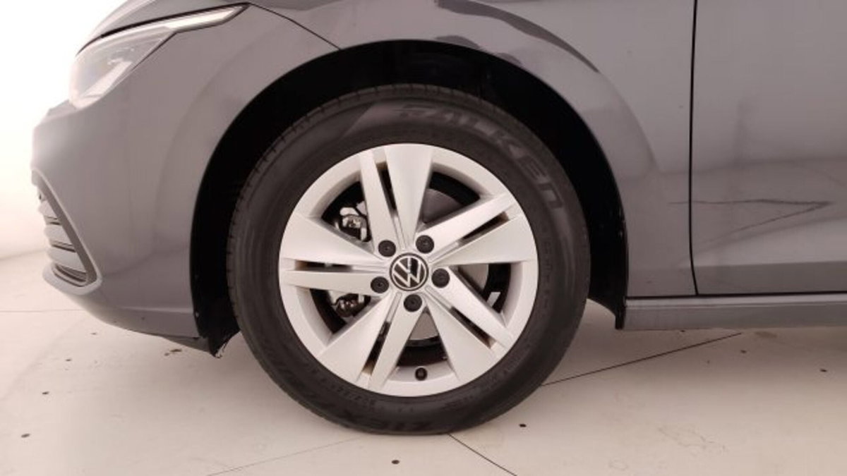 Volkswagen Golf Variant 1.0 eTSI EVO DSG Life (16)