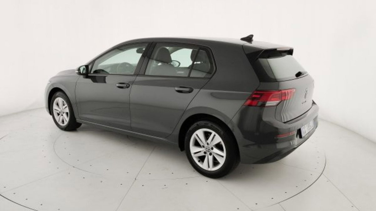 Volkswagen Golf Variant 1.0 eTSI EVO DSG Life (18)