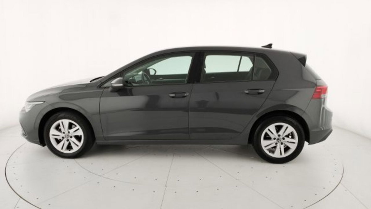 Volkswagen Golf Variant 1.0 eTSI EVO DSG Life (4)