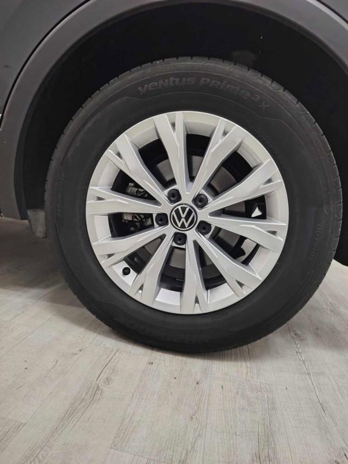 Volkswagen Tiguan 1.5 TSI ACT Life (5)