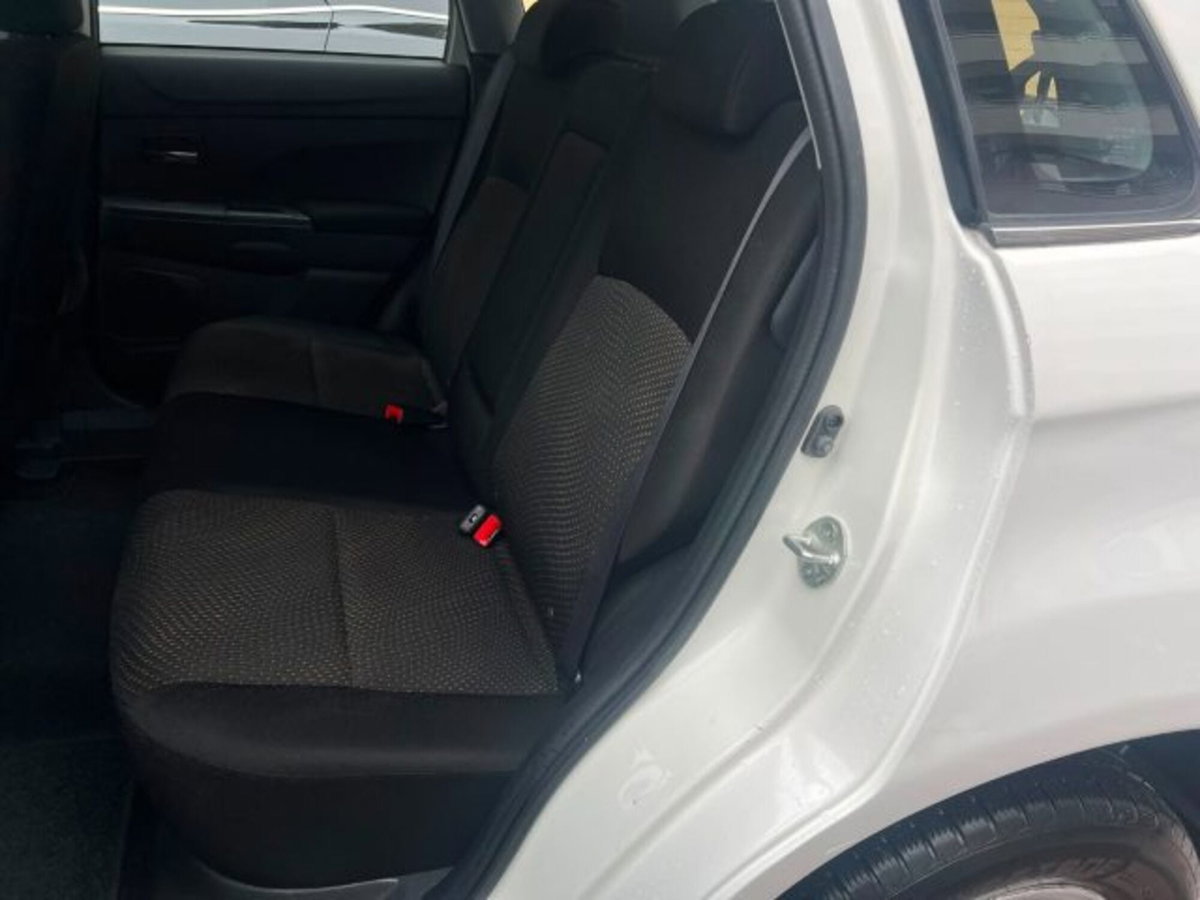 Mitsubishi ASX 1.8 DI-D 150 CV 4WD Invite (10)