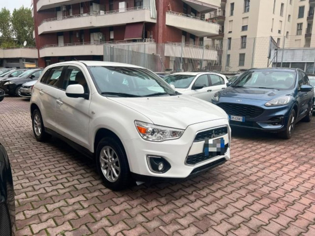 Mitsubishi ASX 1.8 DI-D 150 CV 4WD Invite (3)