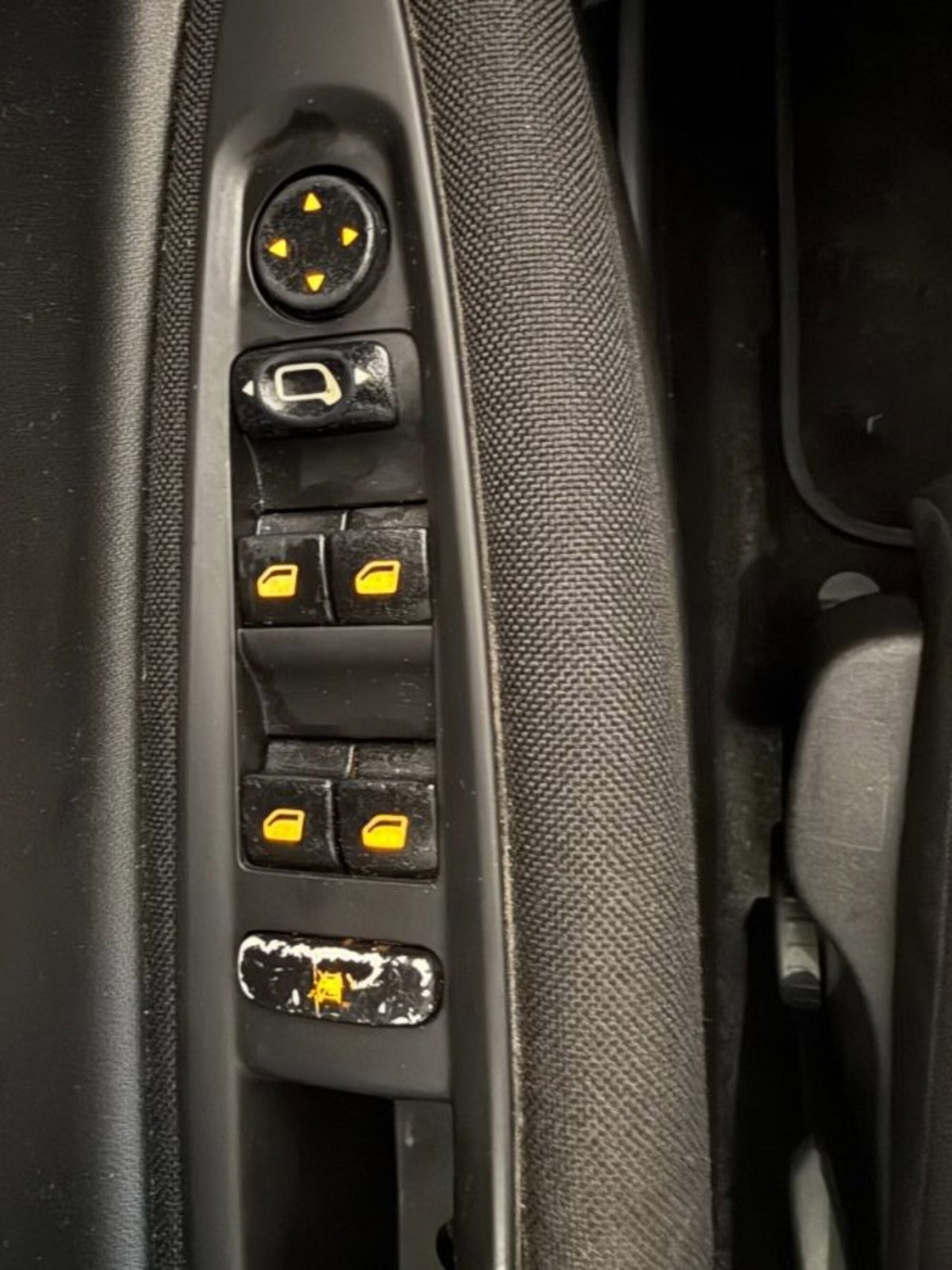 Citroen C4 1.6 16V VTi 120CV VTR (13)